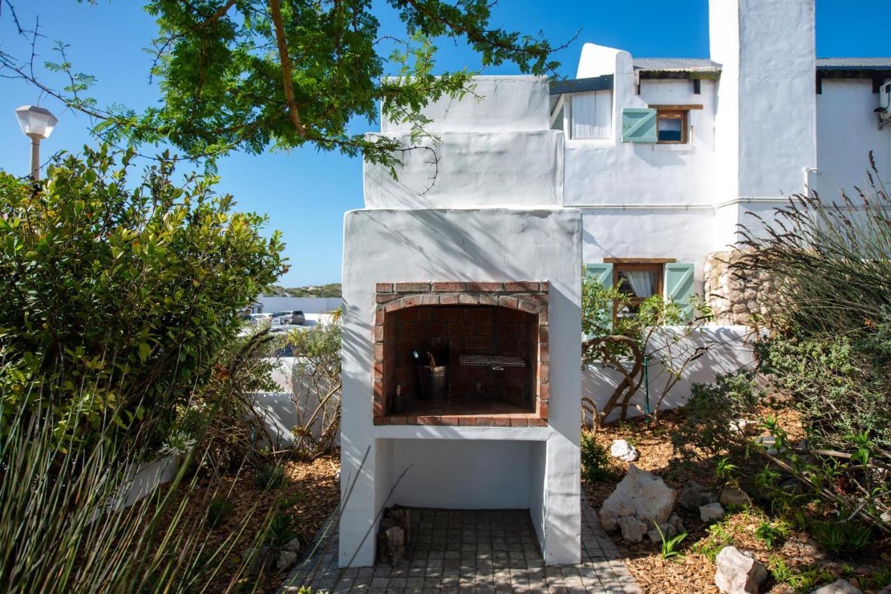 Gonana Studios & Villa Paternoster Exteriör bild