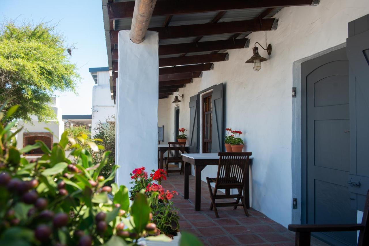 Gonana Studios & Villa Paternoster Exteriör bild