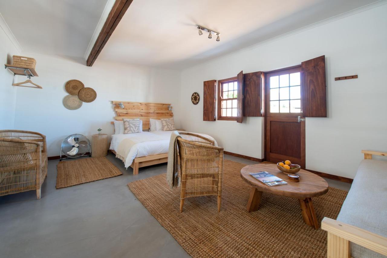 Gonana Studios & Villa Paternoster Exteriör bild
