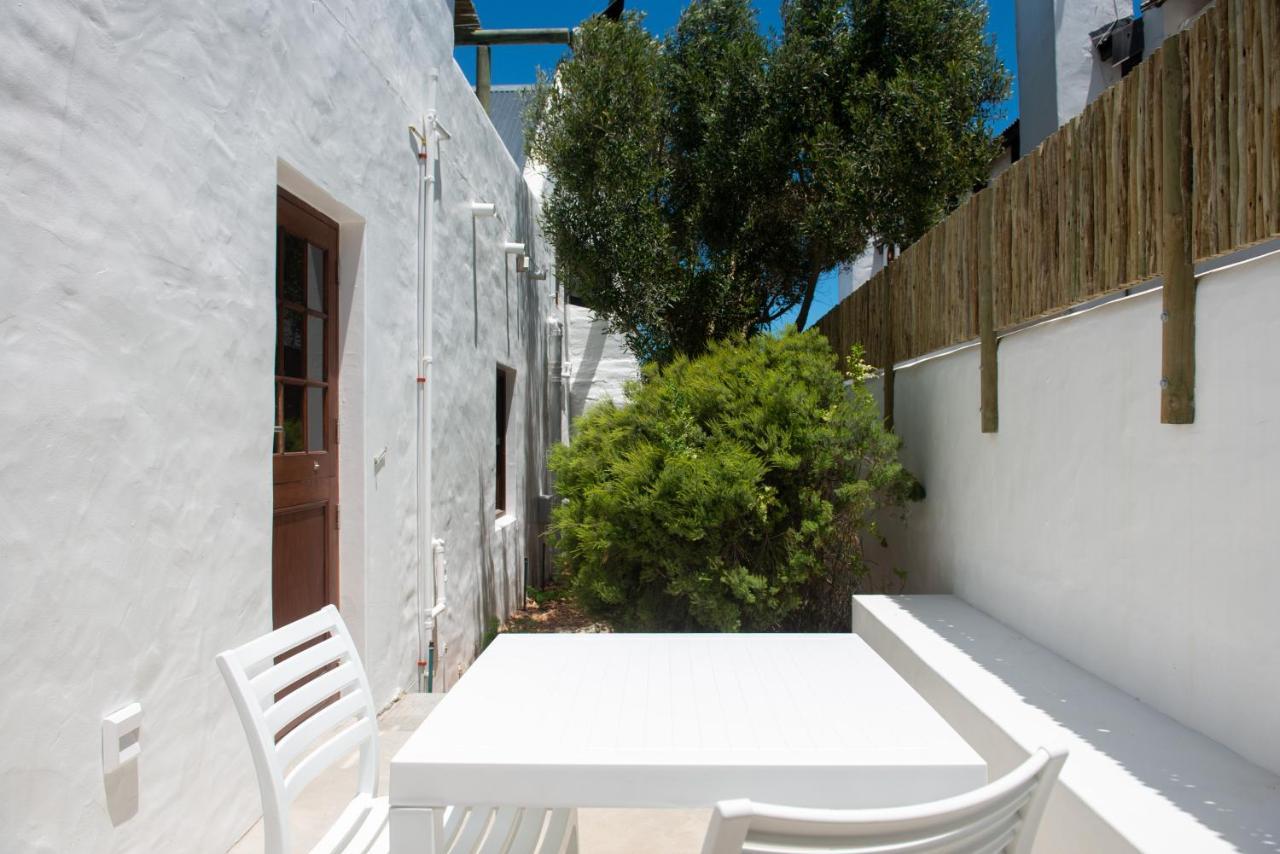 Gonana Studios & Villa Paternoster Exteriör bild